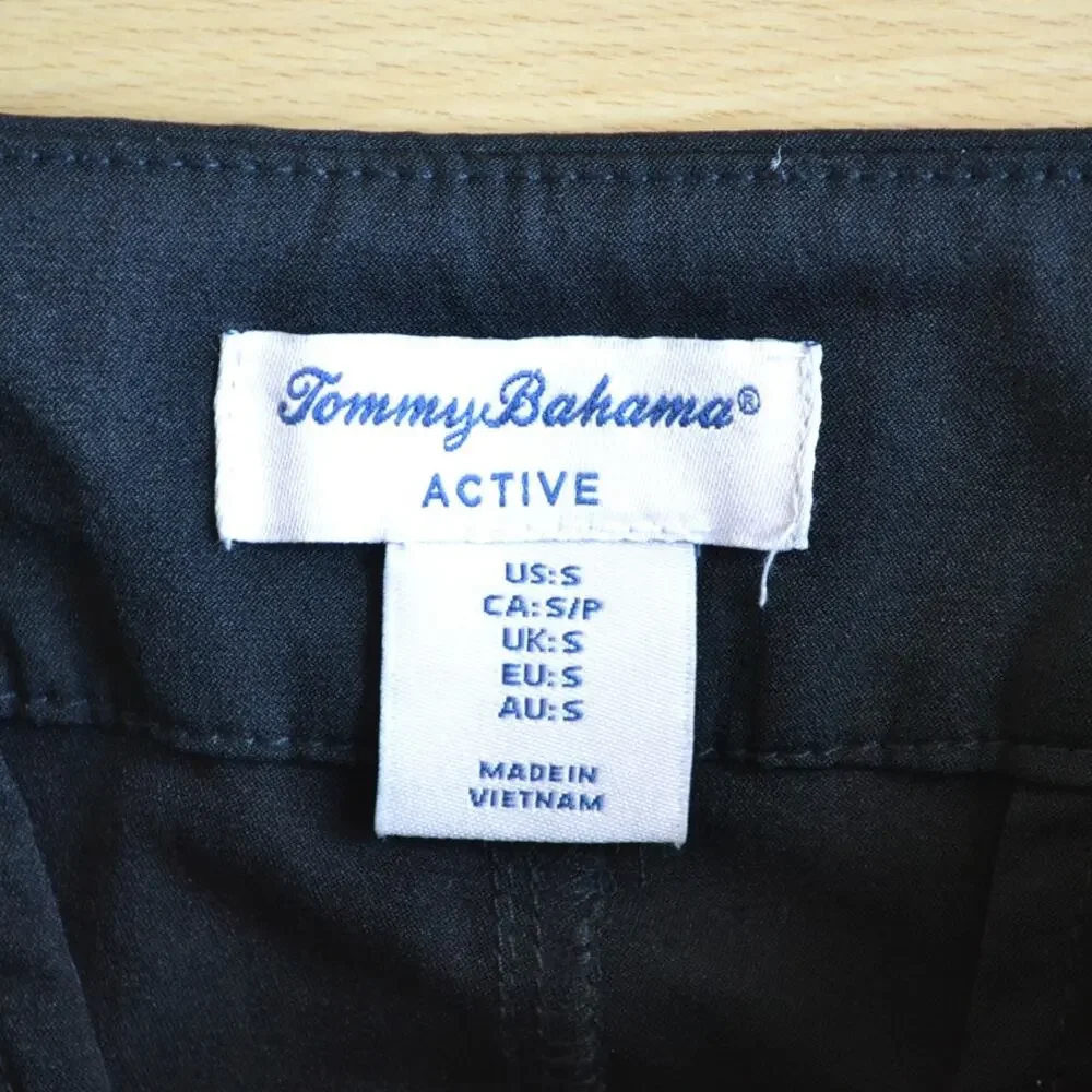 Tommy Bahama Active Black Bermuda Shorts Size Small